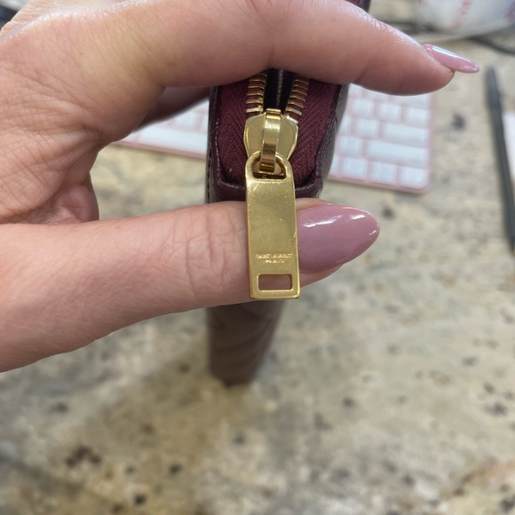 💎AUTHENTIC💎 Yves Saint Laurent Monogram Wallet - Picture 7 of 7